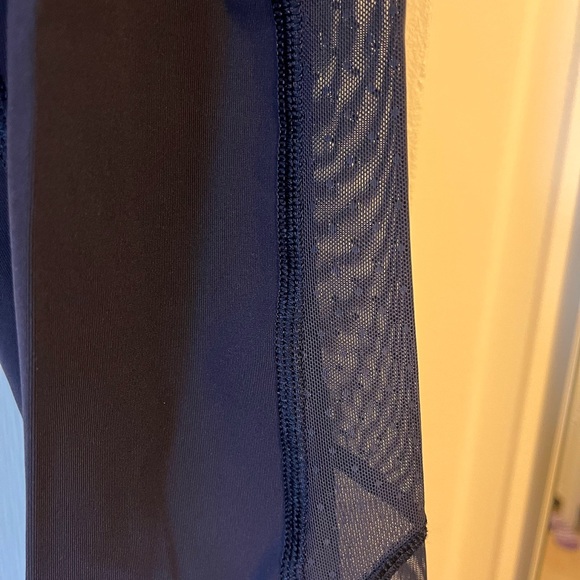 Lululemon Mesh Leggings - Picture 3 of 4
